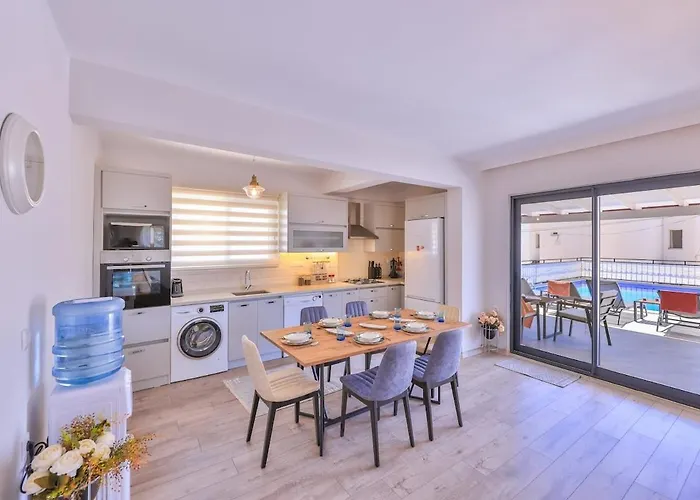 Lale With Private Pool, Sleeps 6 Kaş