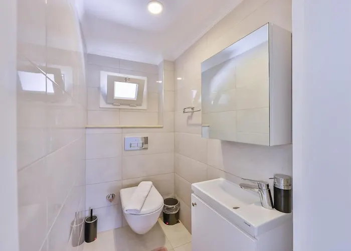 Lale With Private Pool, Sleeps 6 Villa *