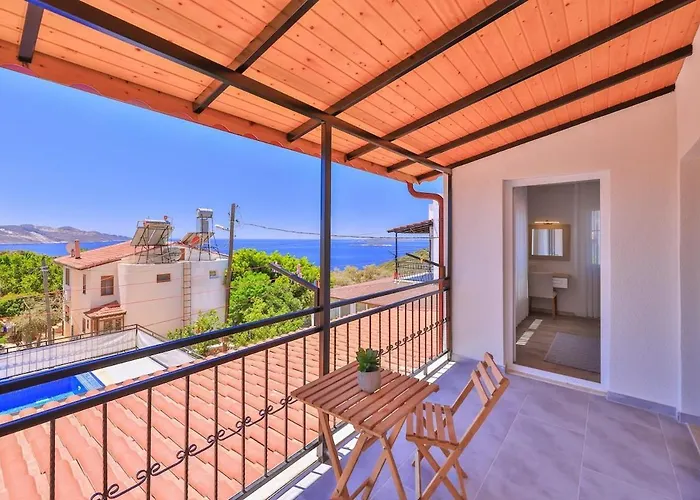 Lale With Private Pool, Sleeps 6 Villa