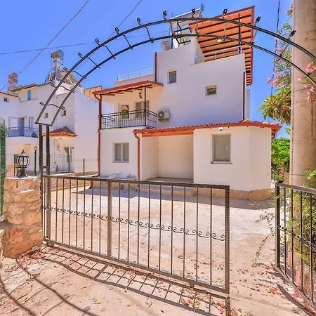 Villa Lale With Private Pool, Sleeps 6 Kas